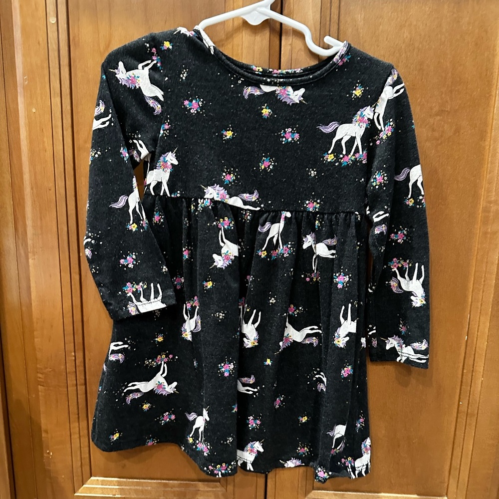 Jumping beans • 2T unicorn dress with glitter